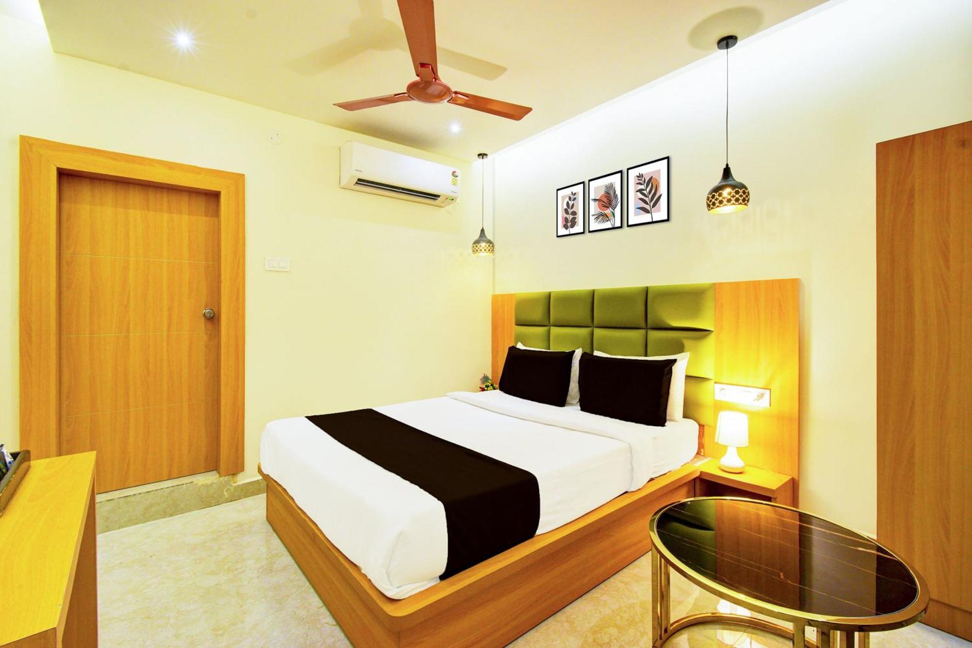 Hotel O Svs Suites Luxury Rooms Trimulgherry Extérieur photo